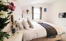 Modern & Spacious 1 Bedroom Clapham Junction Flat