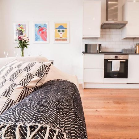 Modern & Spacious 1 Bedroom Clapham Junction Flat London Exterior photo