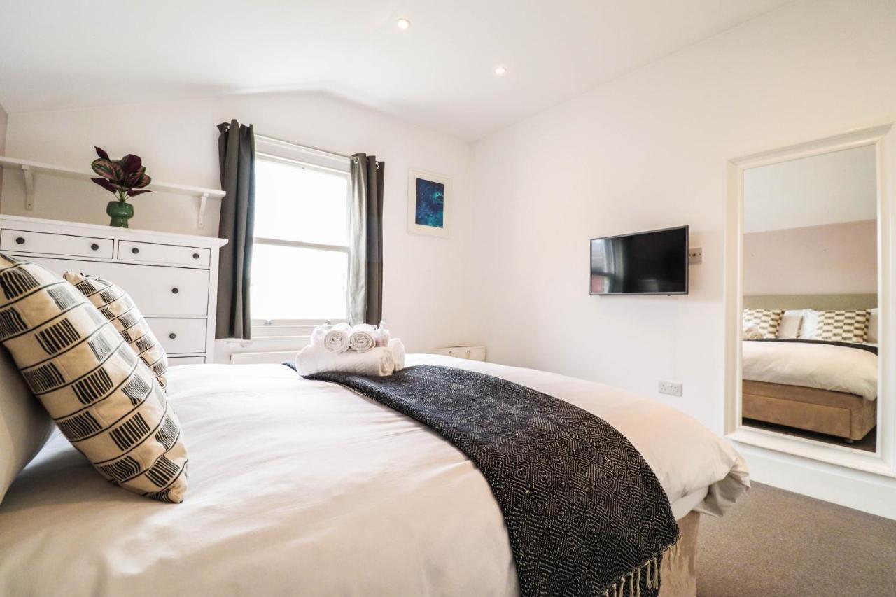 Modern & Spacious 1 Bedroom Clapham Junction Flat London Exterior photo